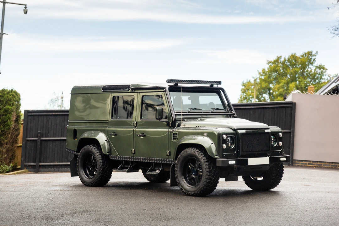 2008 Land Rover Defender 110 - Image 10 of 31