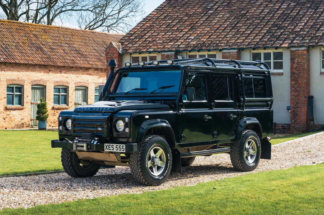 2008 Land Rover Defender 110 - Image 8 of 31