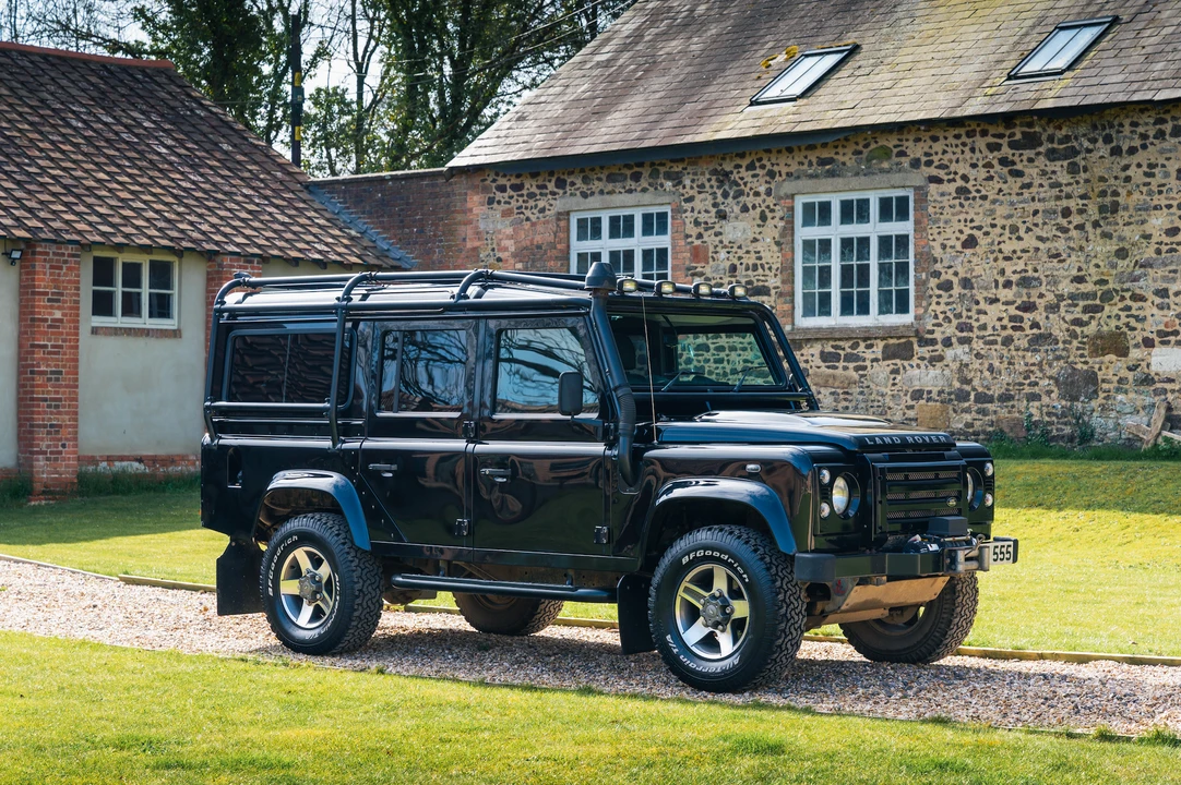 2008 Land Rover Defender 110 - Image 9 of 31