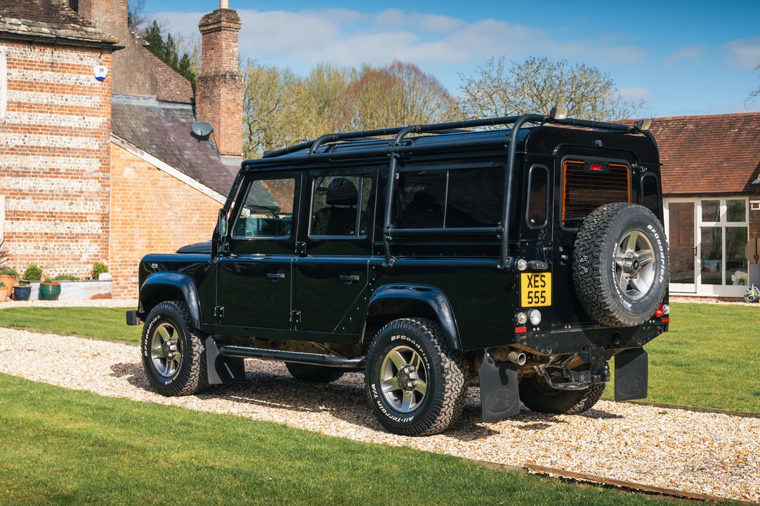 2008 Land Rover Defender 110 - Image 3 of 31