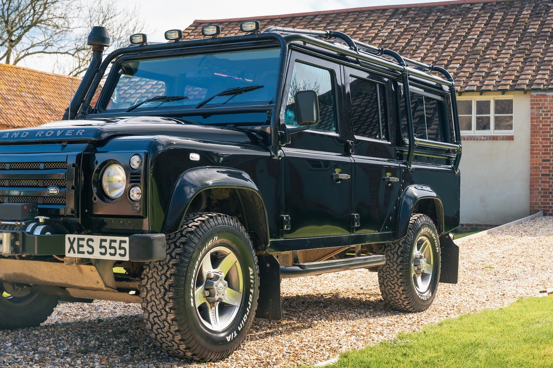2008 Land Rover Defender 110 - Image 17 of 31
