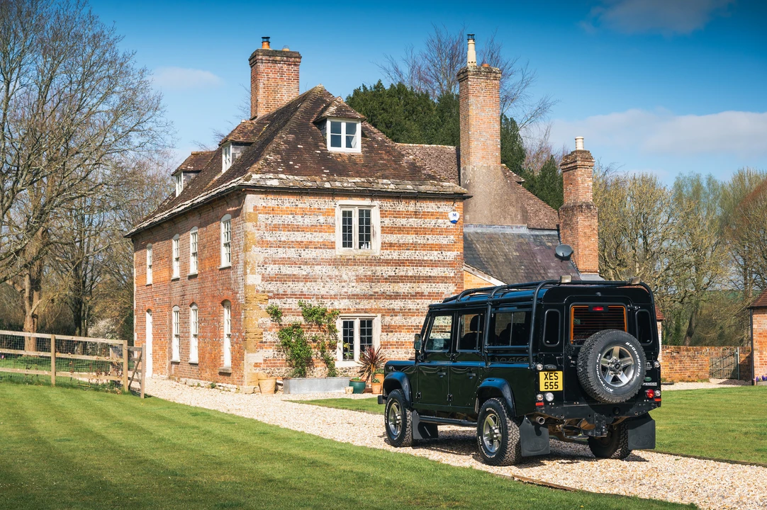 2008 Land Rover Defender 110 - Image 16 of 31