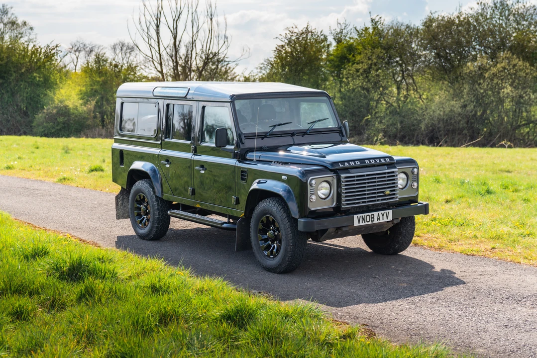 2008 Land Rover Defender 110 - Image 8 of 31