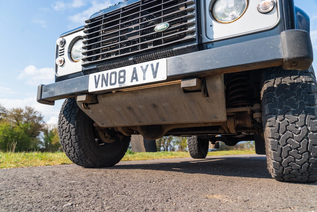 2008 Land Rover Defender 110 - Image 27 of 31