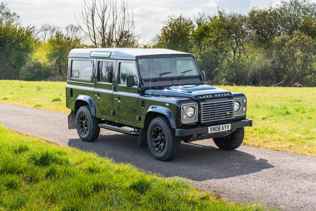 2008 Land Rover Defender 110 - Image 7 of 31