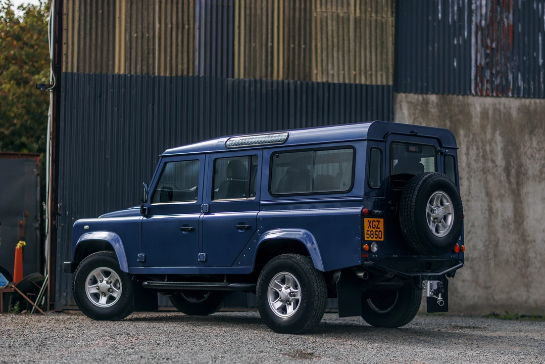 2008 Land Rover Defender 110 - Image 13 of 31