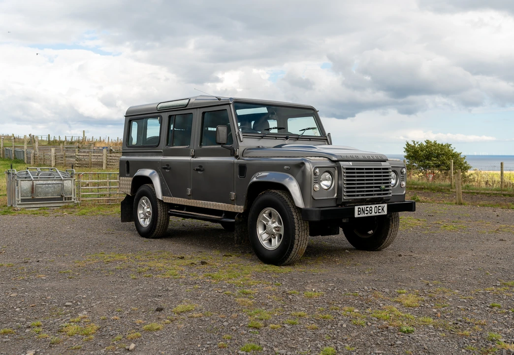 2008 Land Rover Defender 110 - Image 4 of 31