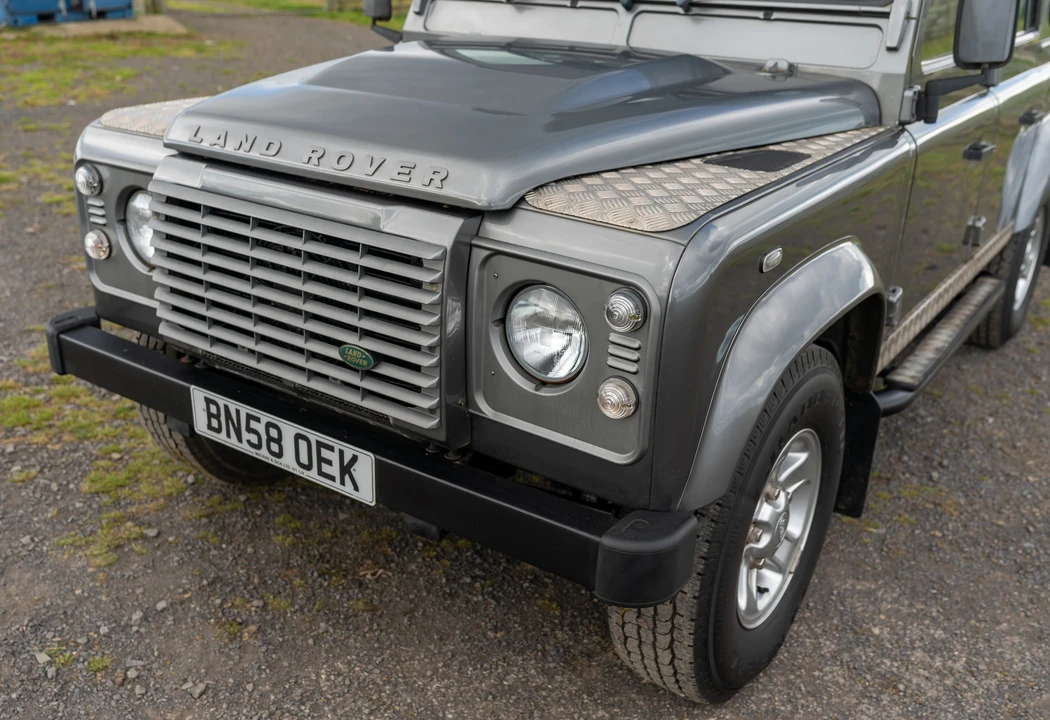 2008 Land Rover Defender 110 - Image 24 of 31