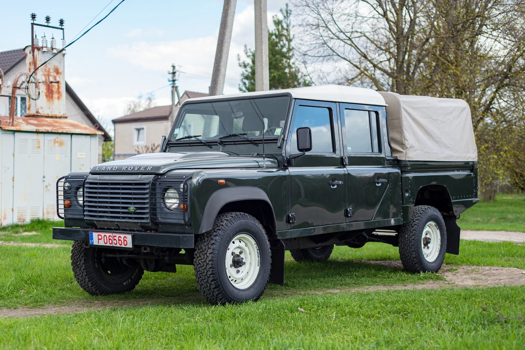 2008 Land Rover Defender 130 - Image 15 of 31