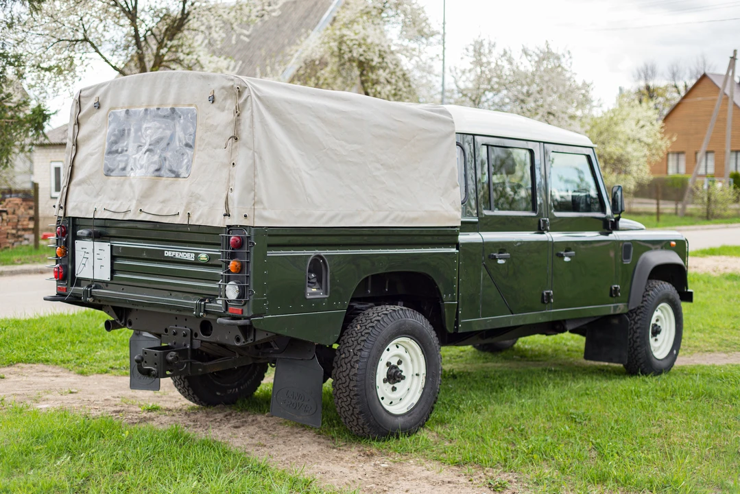2008 Land Rover Defender 130 - Image 18 of 31