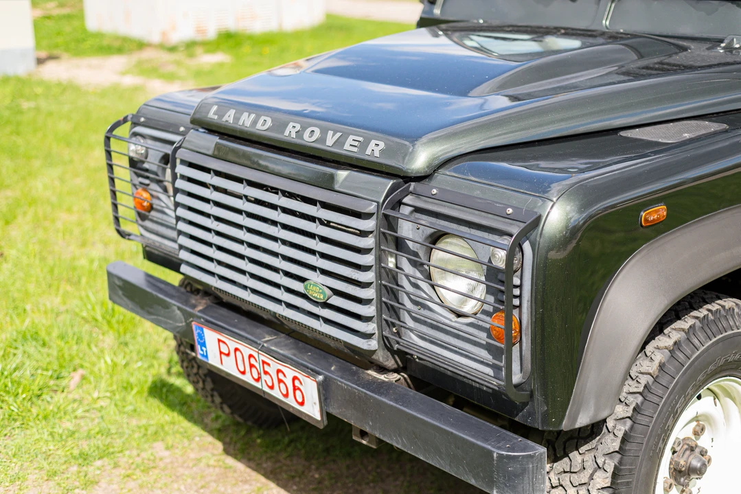 2008 Land Rover Defender 130 - Image 20 of 31