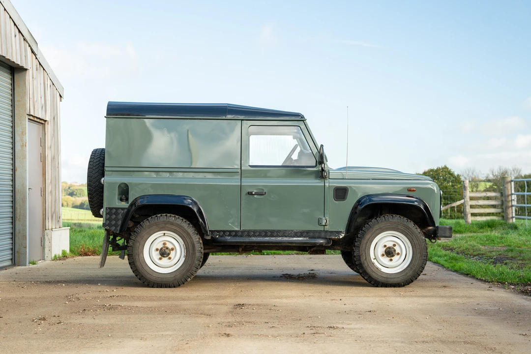2008 Land Rover Defender 90 - Image 11 of 31