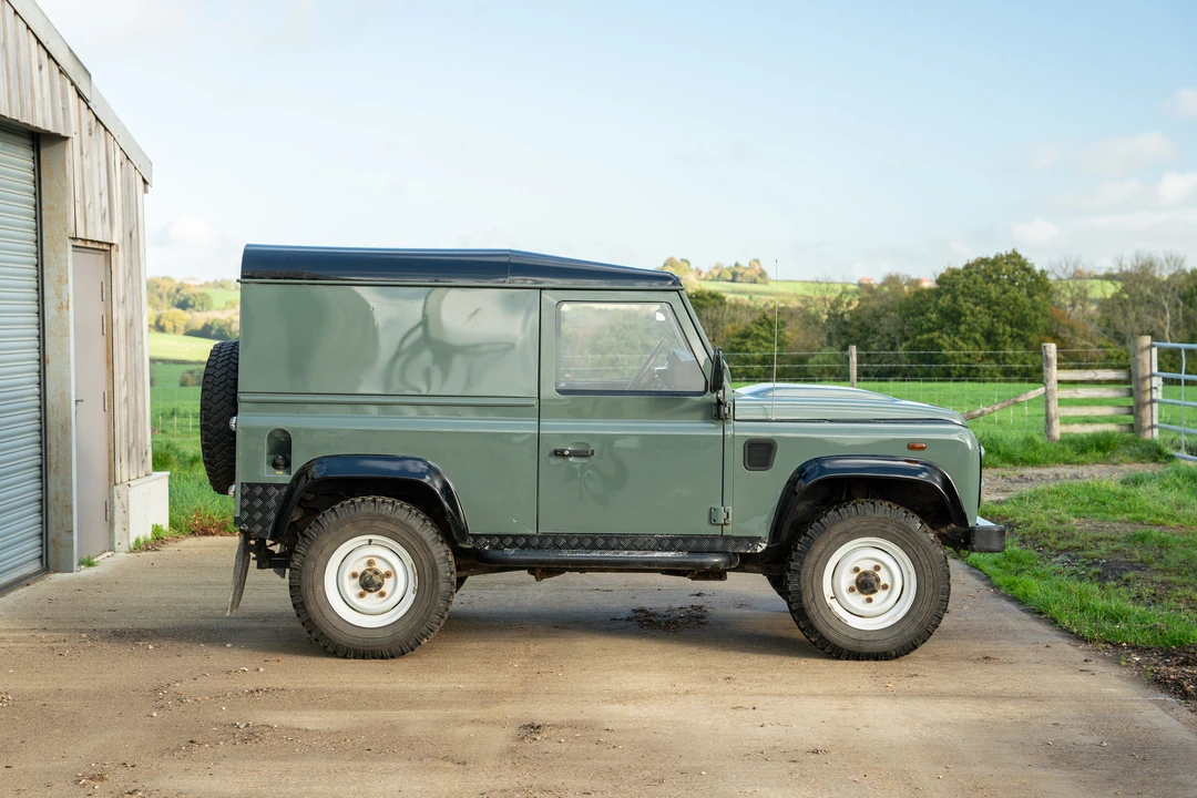 2008 Land Rover Defender 90 - Image 17 of 31