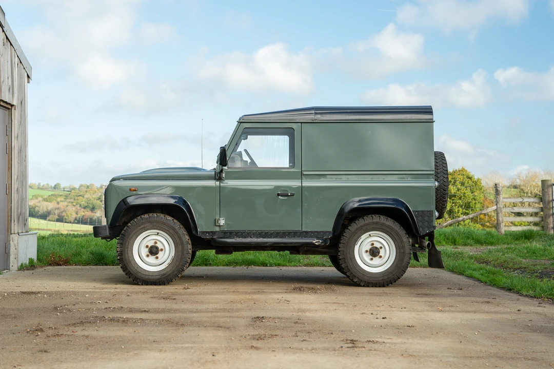 2008 Land Rover Defender 90 - Image 5 of 31