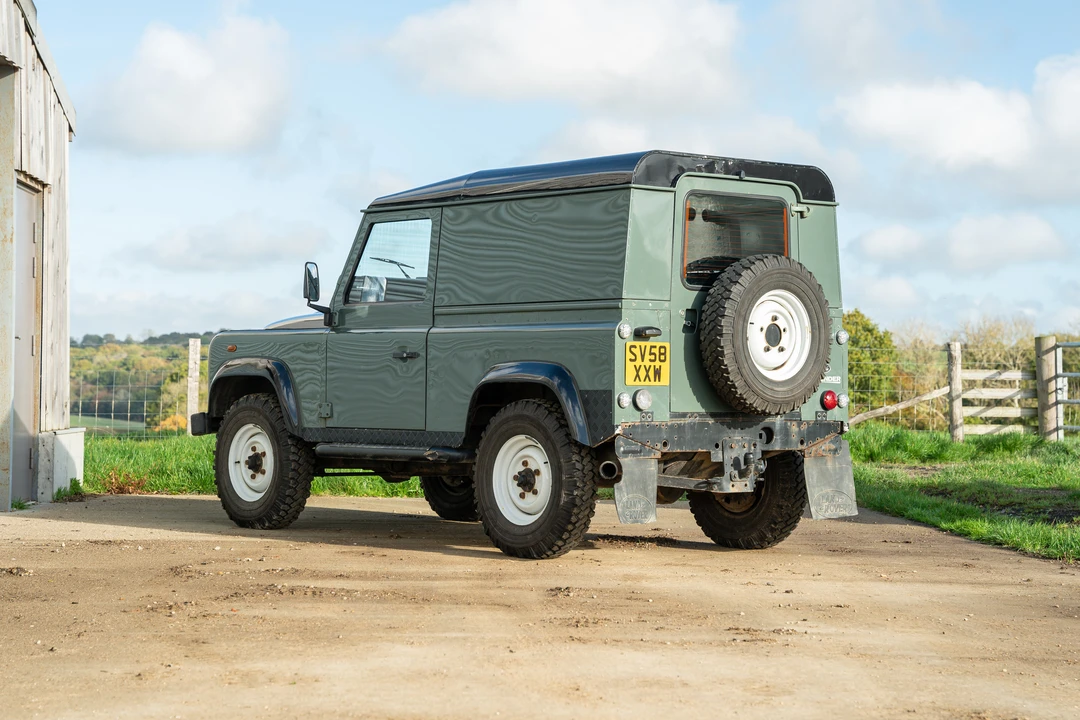 2008 Land Rover Defender 90 - Image 6 of 31