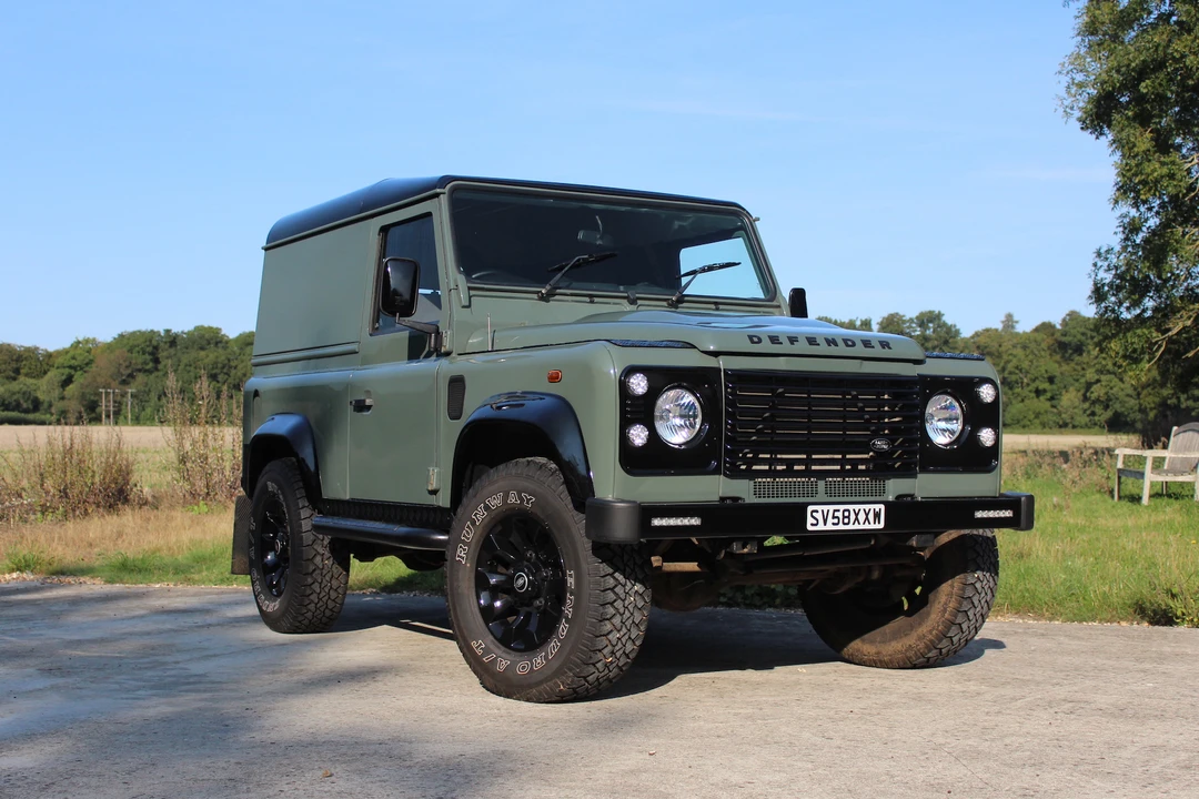 2008 Land Rover Defender 90 - Image 2 of 2
