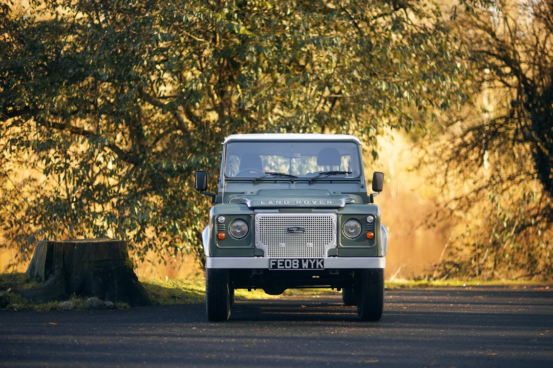 2008 Land Rover Defender 90 - Image 8 of 31
