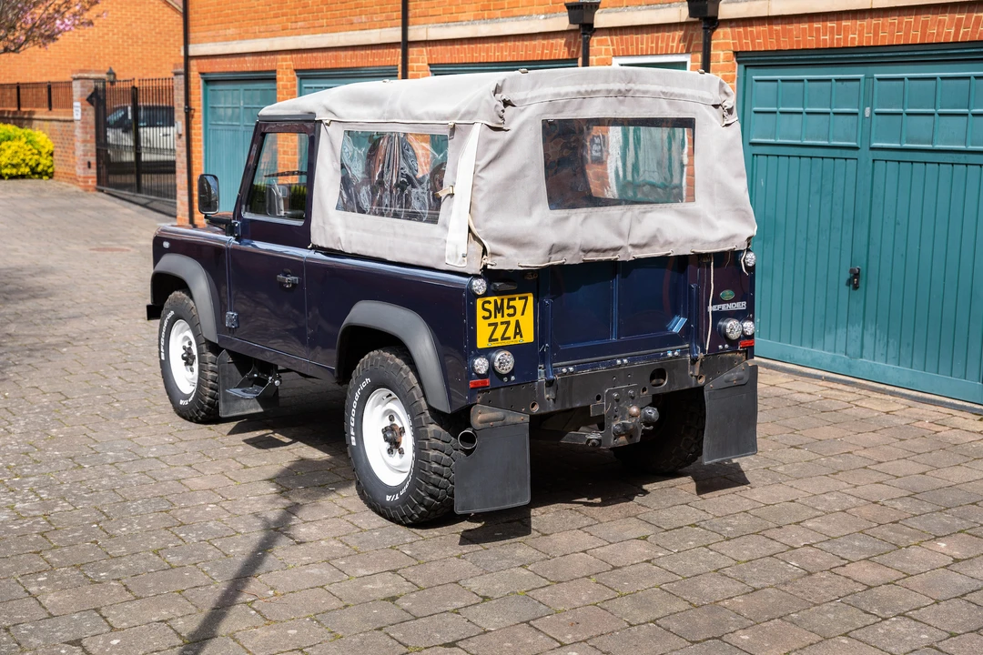 2008 Land Rover Defender 90 - Image 7 of 31