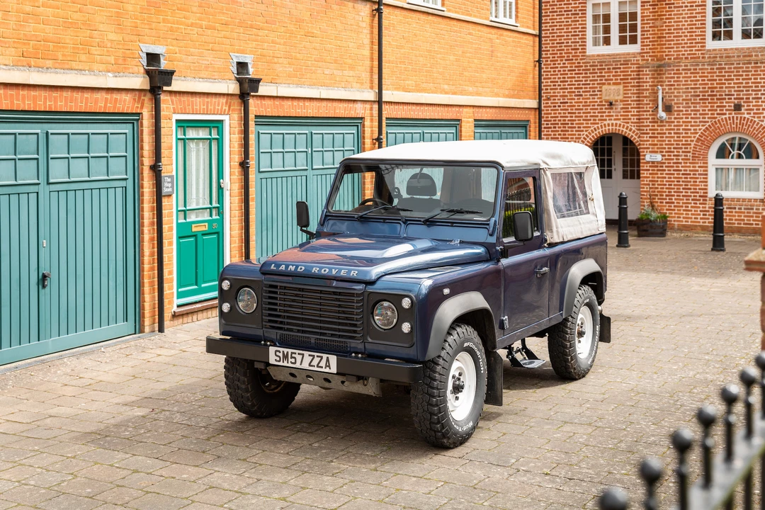 2008 Land Rover Defender 90 - Image 9 of 31