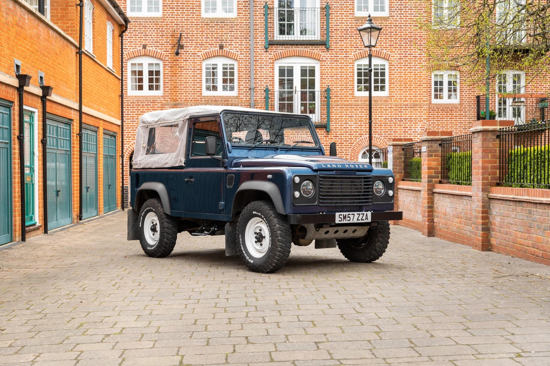 2008 Land Rover Defender 90 - Image 4 of 31