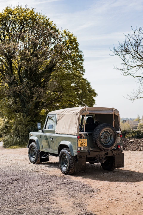 2008 Land Rover Defender 90 - Image 17 of 31