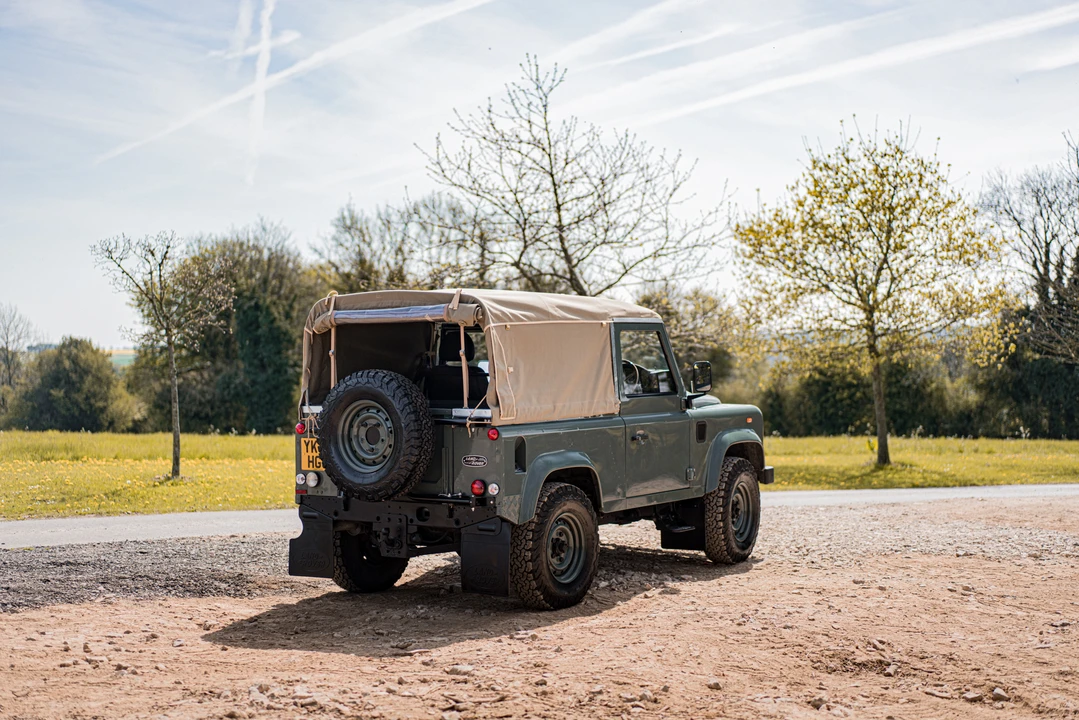 2008 Land Rover Defender 90 - Image 6 of 31