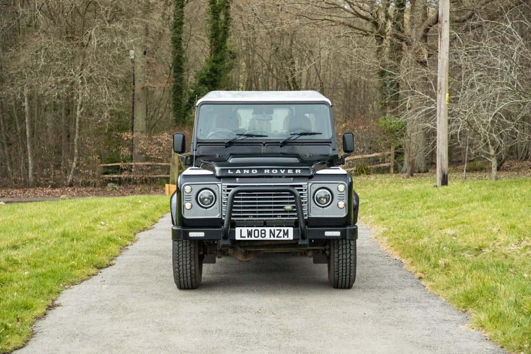 2008 Land Rover Defender 90 - Image 11 of 31
