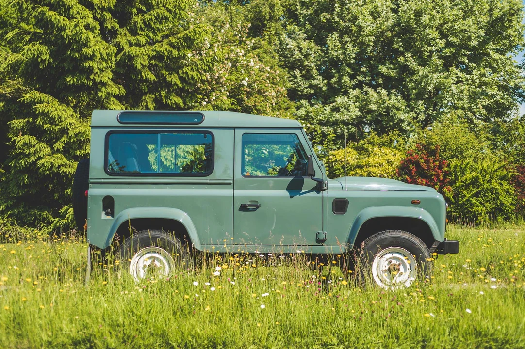 2008 Land Rover Defender 90 - Image 5 of 31