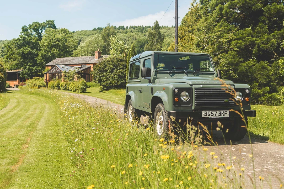 2008 Land Rover Defender 90 - Image 4 of 31