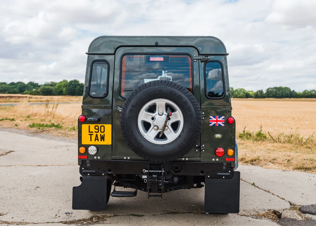 2008 Land Rover Defender 90 - Image 15 of 31
