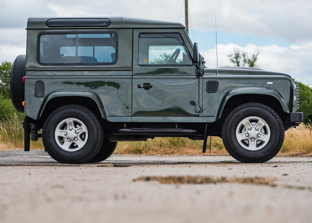 2008 Land Rover Defender 90 - Image 17 of 31