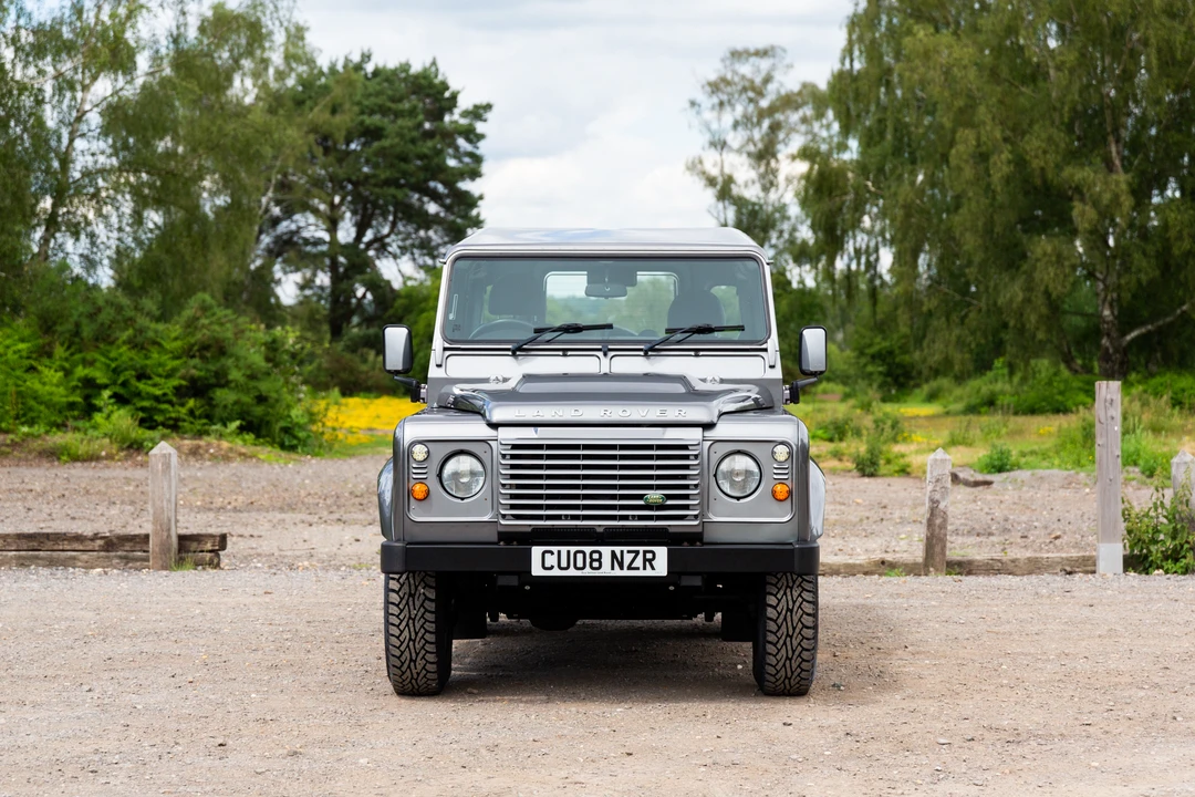 2008 Land Rover Defender 90 - Image 3 of 31