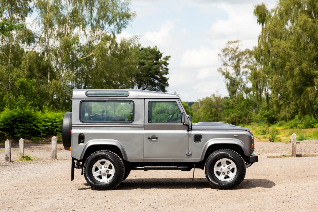 2008 Land Rover Defender 90 - Image 13 of 31