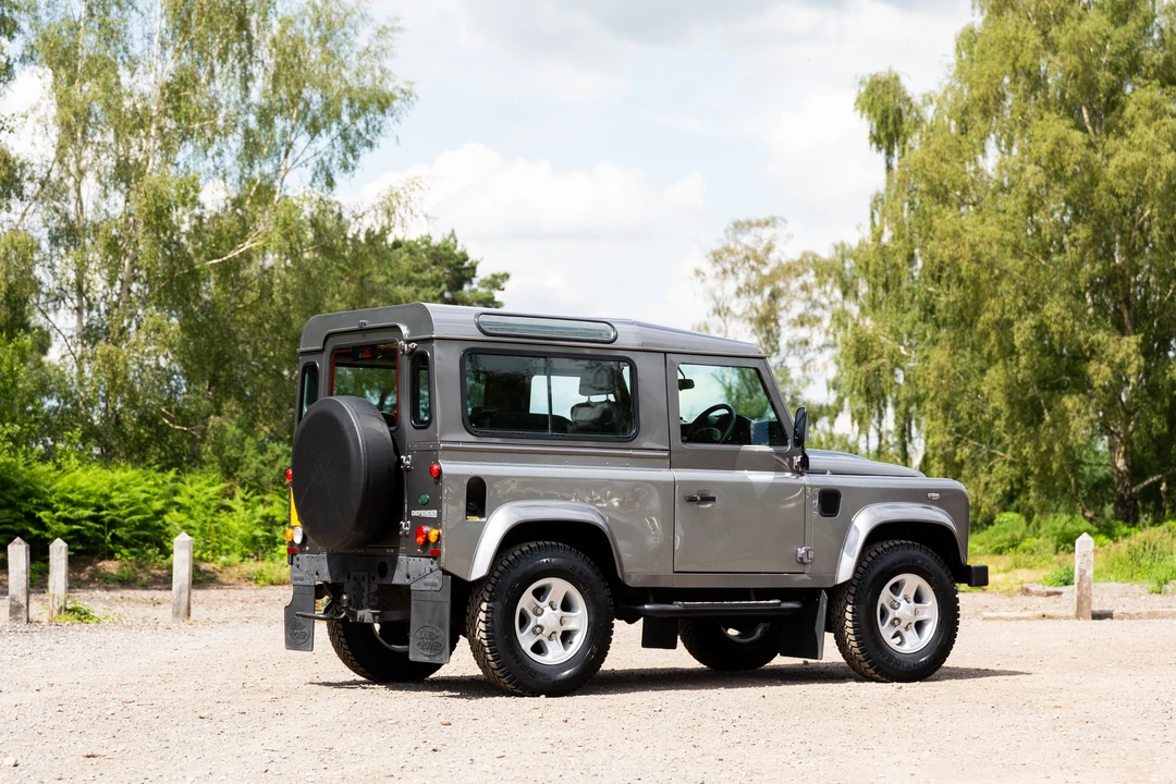2008 Land Rover Defender 90 - Image 15 of 31