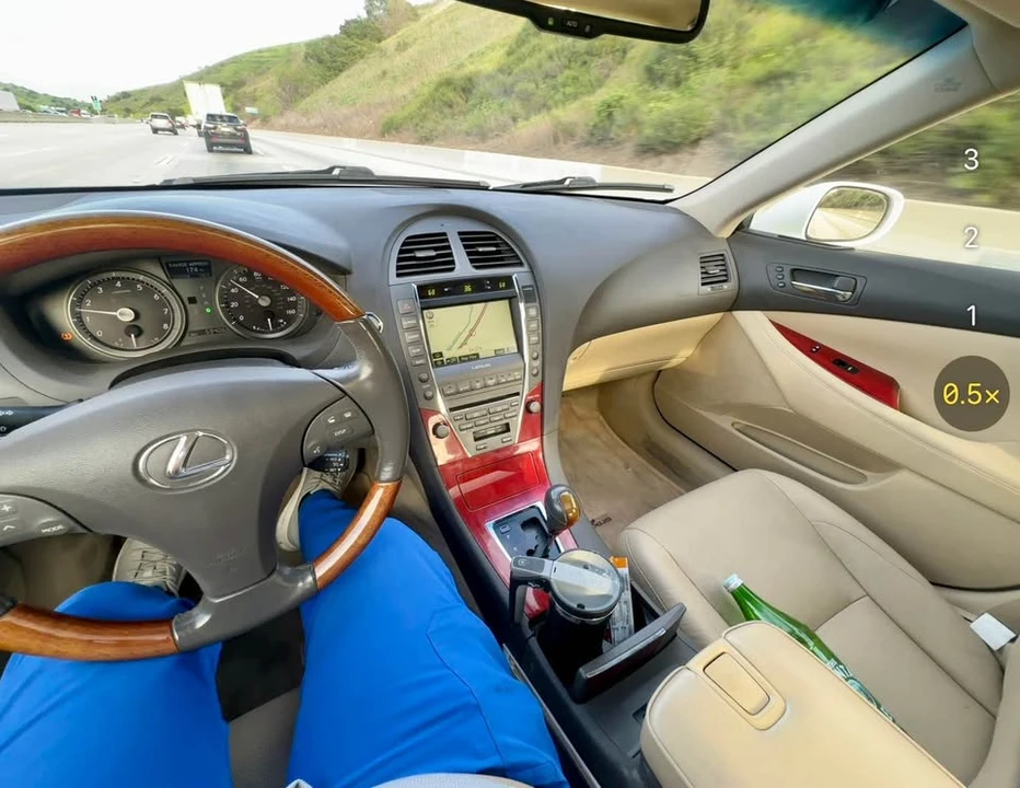 2008 Lexus ES 4th Gen - Image 4 of 5