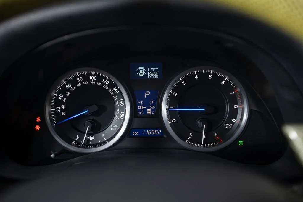 2008 Lexus IS F 2nd Gen - Image 22 of 31