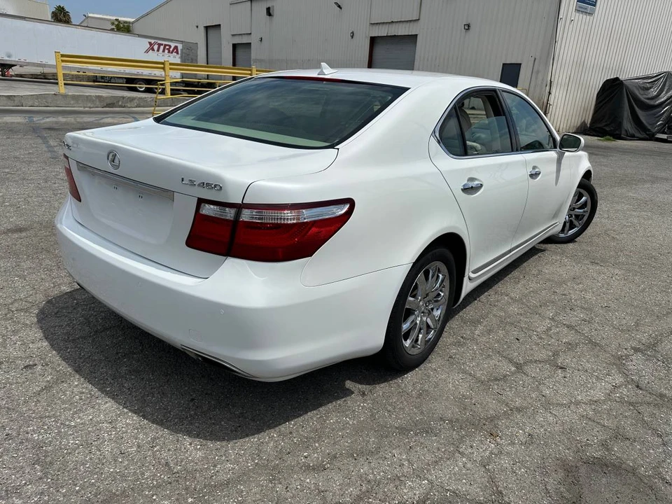2008 Lexus LS 4th Gen - Image 3 of 24