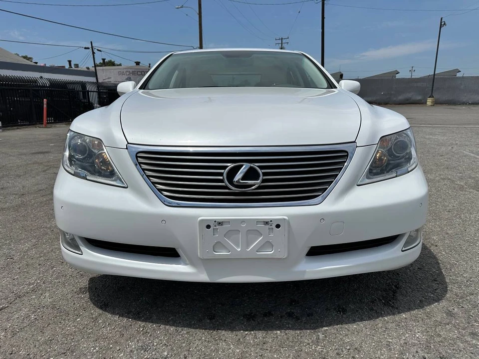 2008 Lexus LS 4th Gen - Image 2 of 24