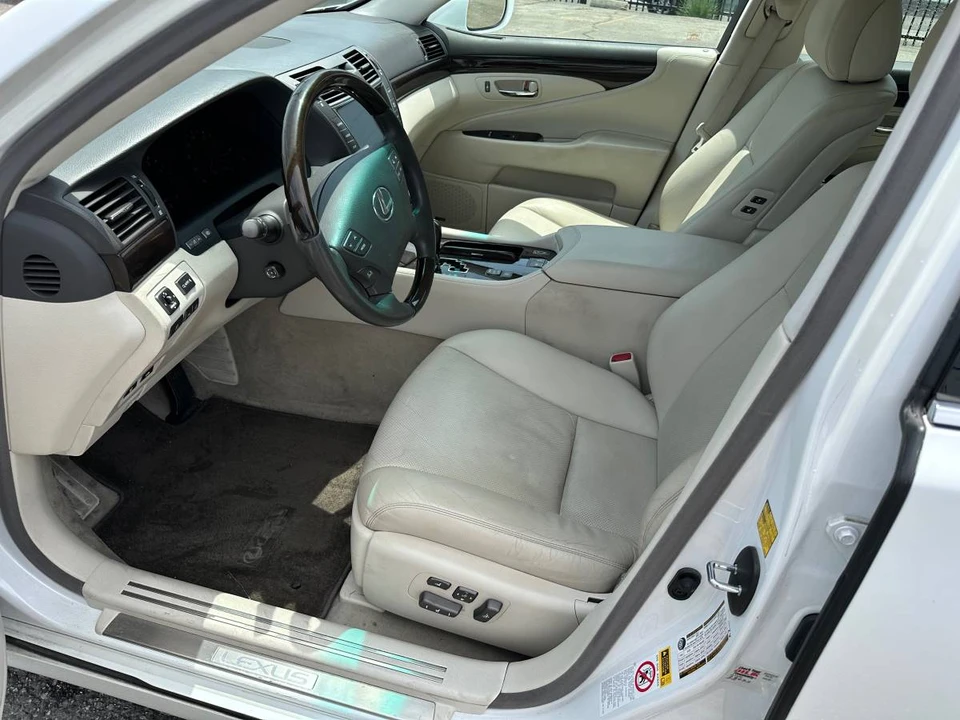 2008 Lexus LS 4th Gen - Image 6 of 24