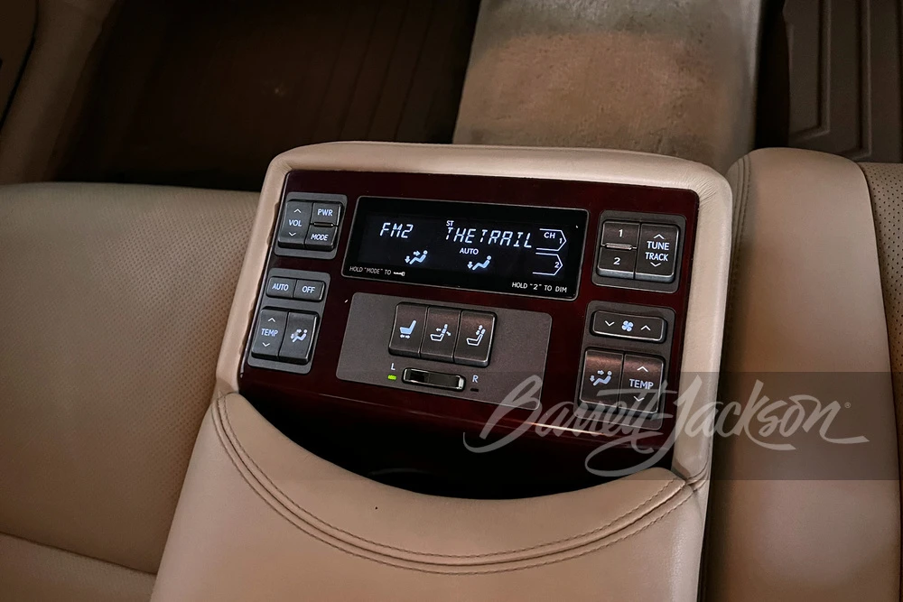 2008 Lexus LS 4th Gen - Image 10 of 11