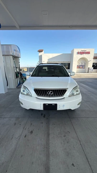 2008 Lexus RX 2nd Gen - Image 3 of 11