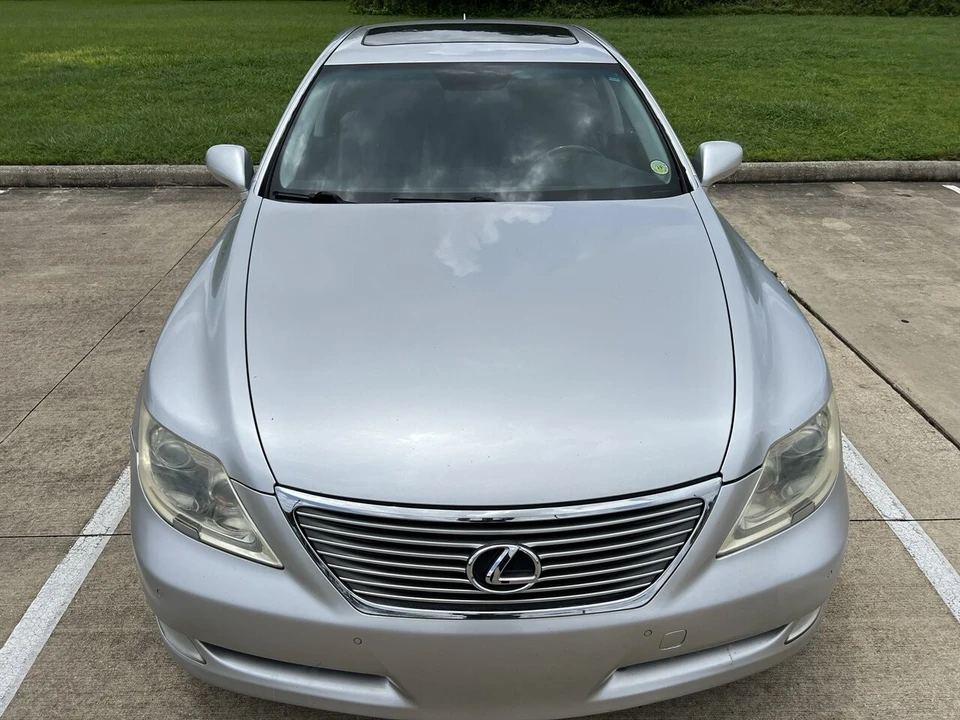 2008 Lexus LS 4th Gen - Image 19 of 24