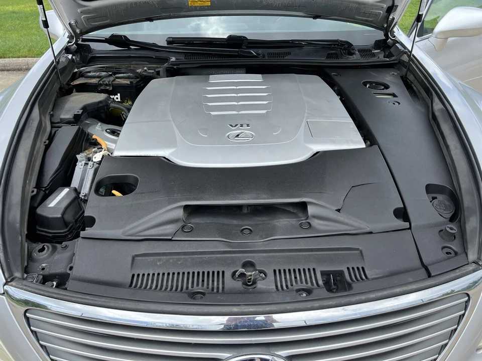 2008 Lexus LS 4th Gen - Image 20 of 24