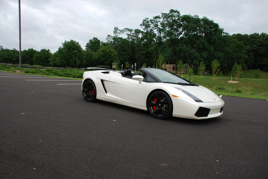 2008 Lamborghini Gallardo - Image 15 of 31