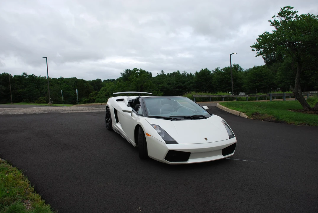 2008 Lamborghini Gallardo - Image 13 of 31