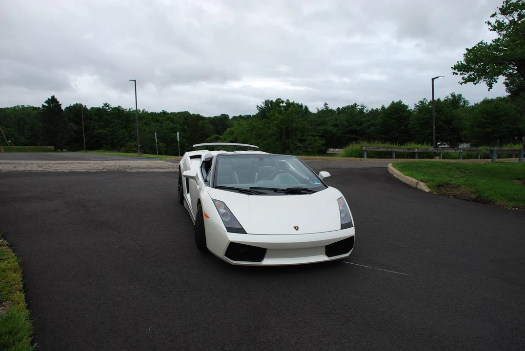 2008 Lamborghini Gallardo - Image 12 of 31