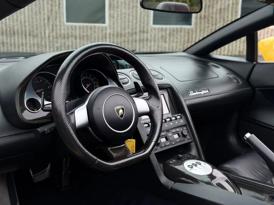2008 Lamborghini Gallardo - Image 28 of 31