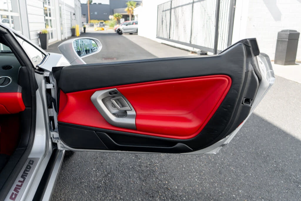 2008 Lamborghini Gallardo - Image 25 of 31