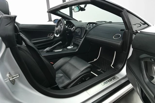2008 Lamborghini - Image 18 of 31