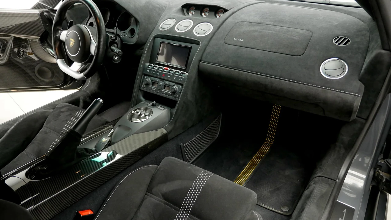 2008 Lamborghini Gallardo Superleggera - Image 5 of 8